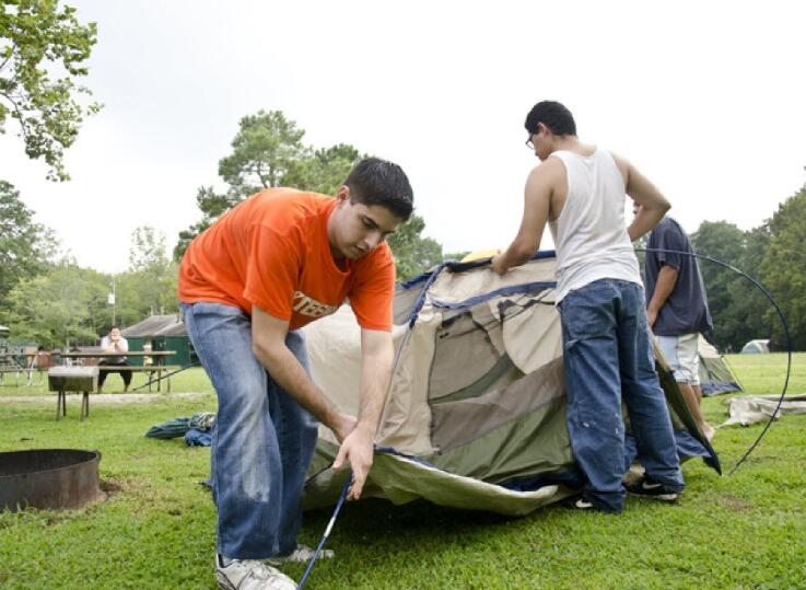 What Is the Easiest Tent to Put Up? 3 Things Make a Tent EasytoSetup